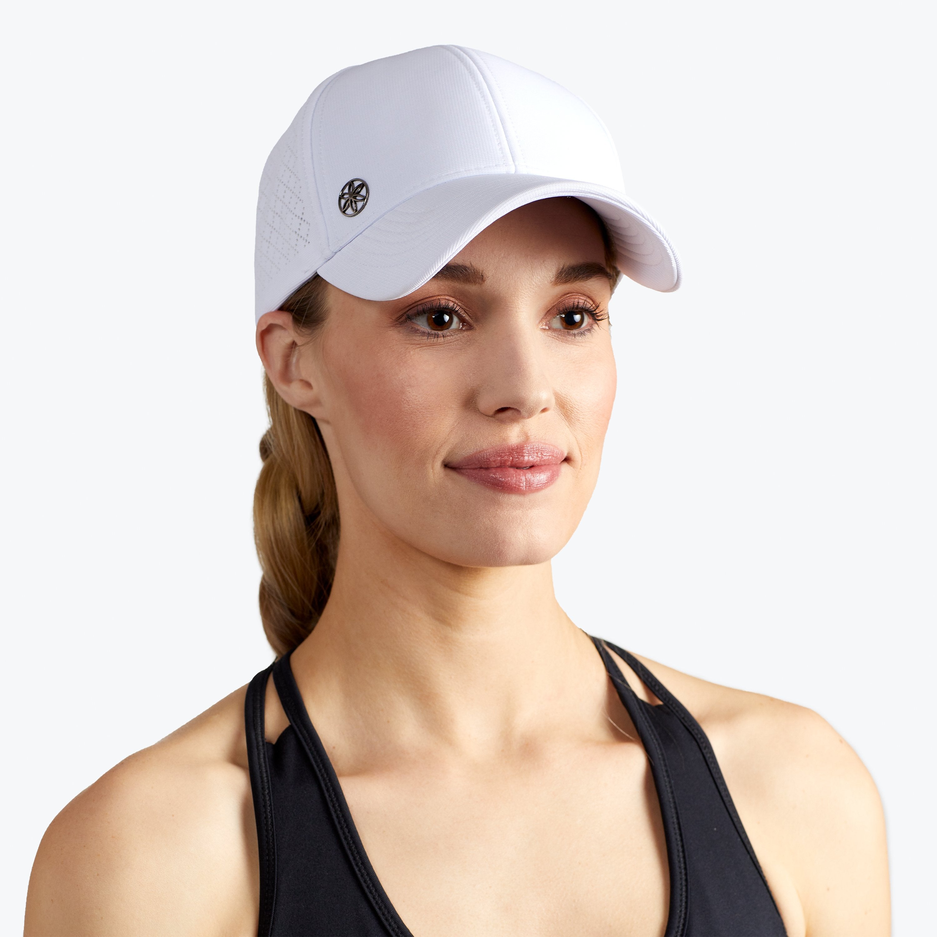 Wander Breathable Geo Hat white on model